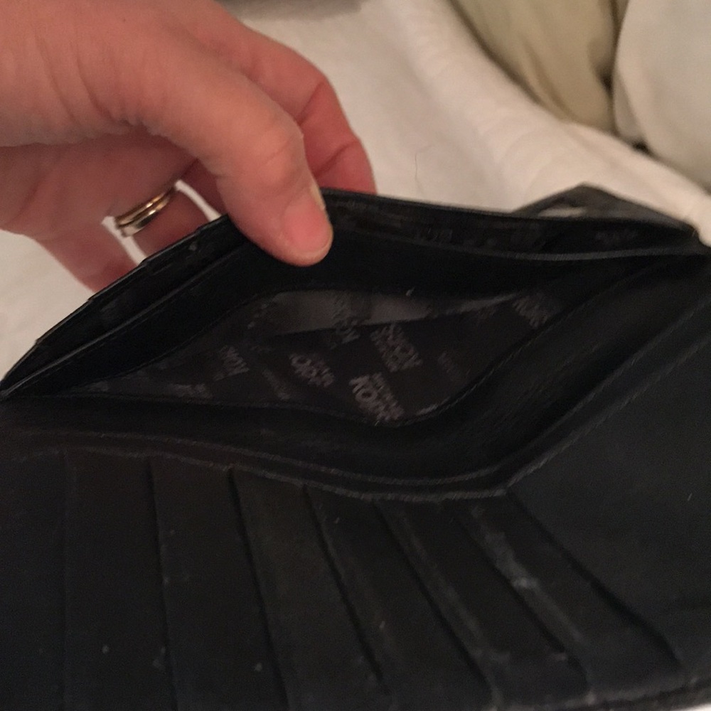 Michael Kors black leather deluxe wallet. Good used condition - Picture 7 of 15